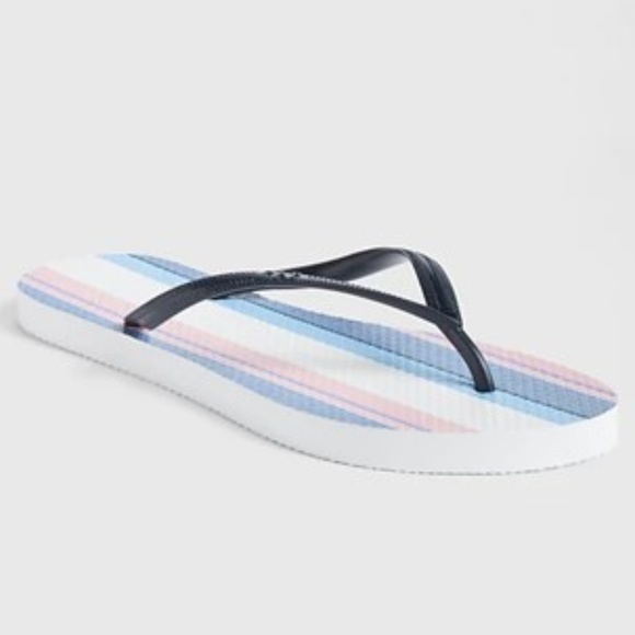 GAP Shoes - Gap Print Flip Flops